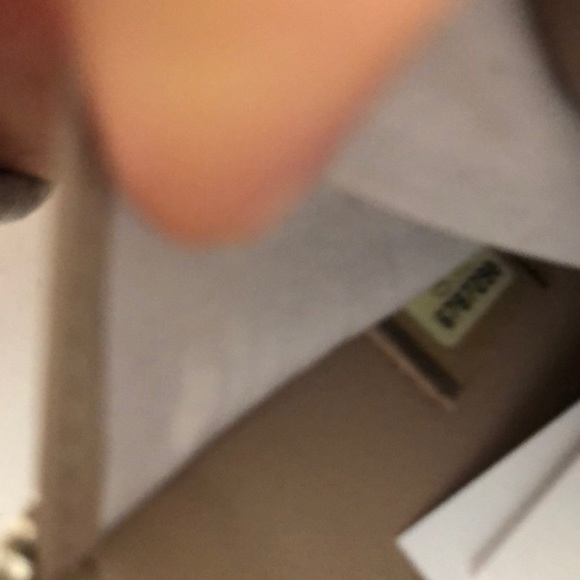 Chanel Wallet - Picture 2 of 4